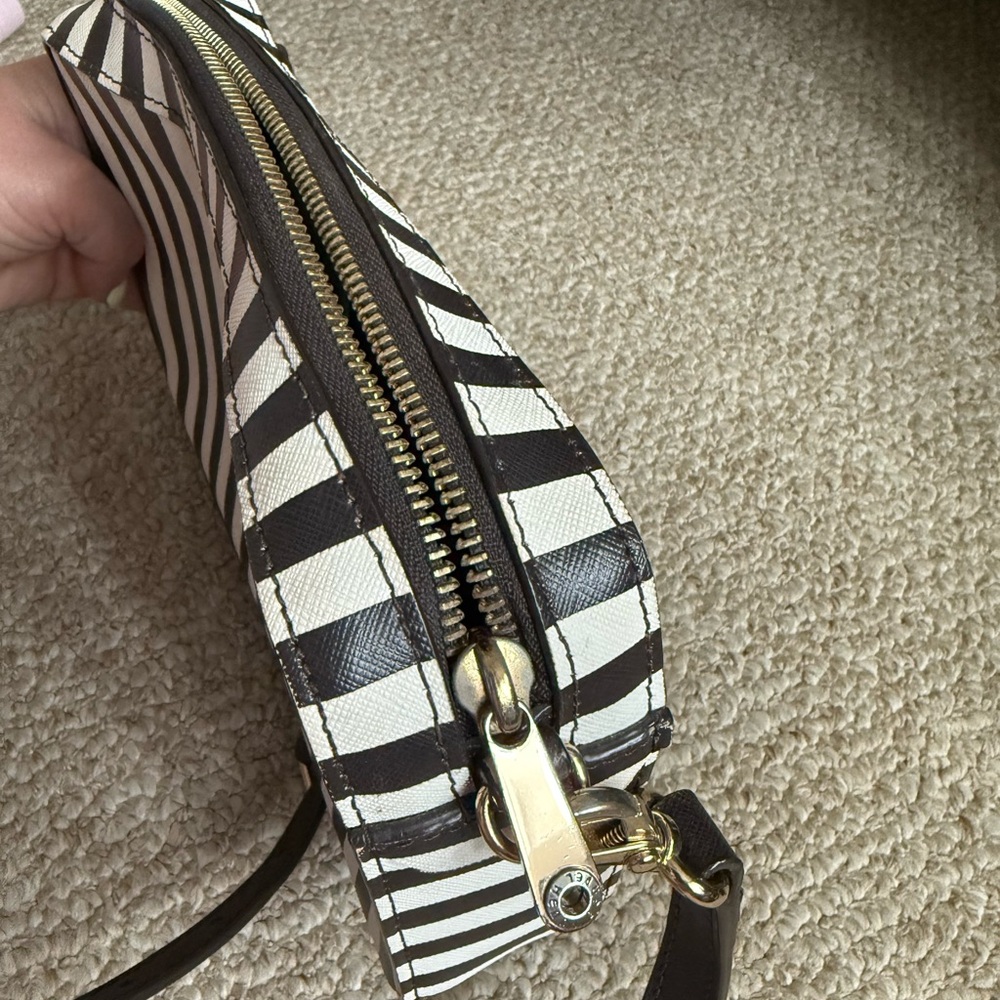 Henri Bendel Brown and White Crossbody Bag - Picture 6 of 10